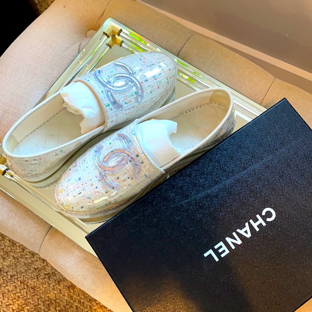 ***SOLD******Chanel espadrilles